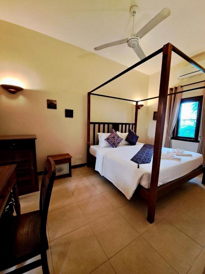 Den Hotel Totonou سيام ريب المظهر الخارجي الصورة