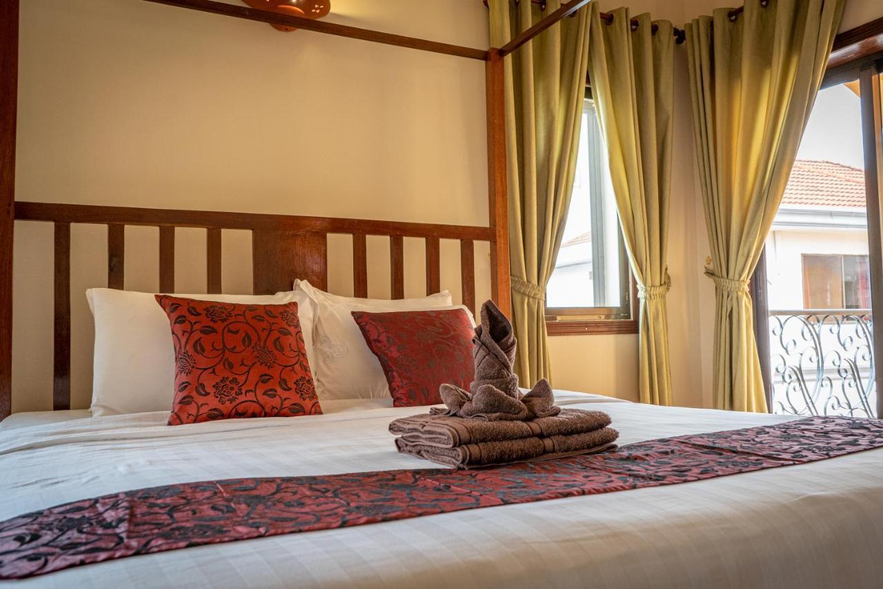 Den Hotel Totonou سيام ريب المظهر الخارجي الصورة