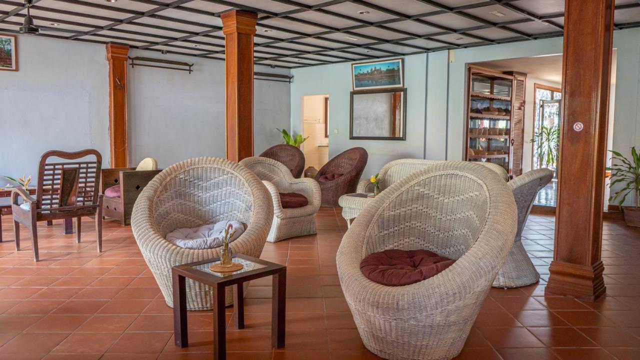 Den Hotel Totonou سيام ريب المظهر الخارجي الصورة